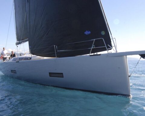 Ice yachts 52