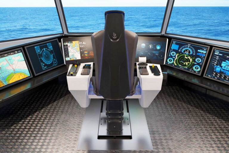 Besenzoni en el Versilia Yachting Rendez-Vous con el asiento piloto P400 Matrix