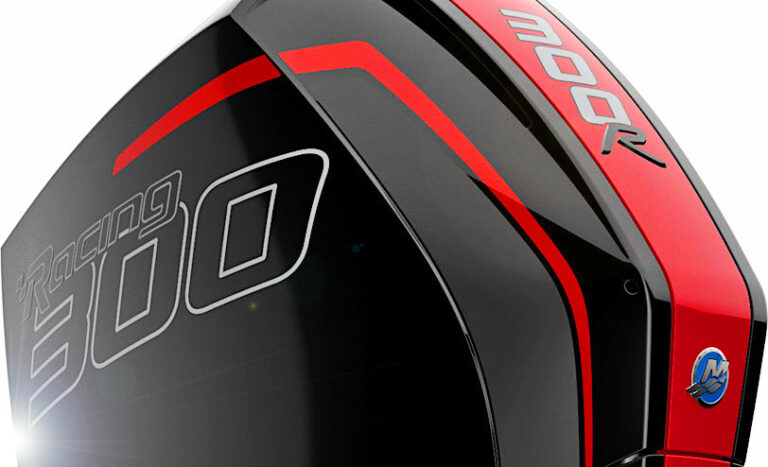 Mercury-V-8-Fourstroke-Racing-300R-1