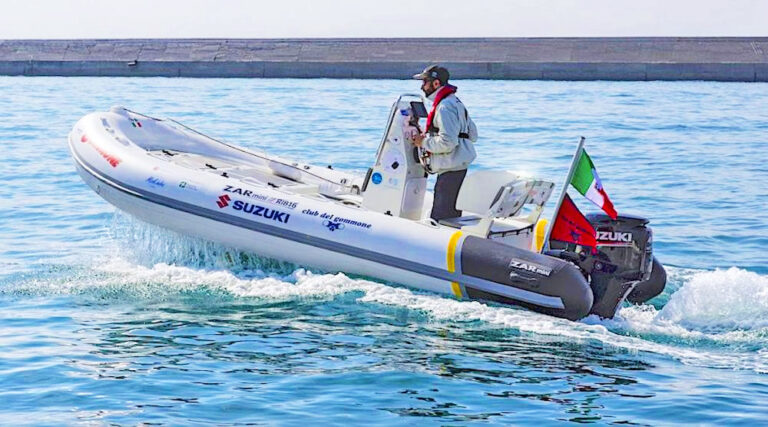 Hasta Gibraltar en semirrigido, la nueva empresa llamada Zar Formenti a bordo de un ZARmini Rib 16