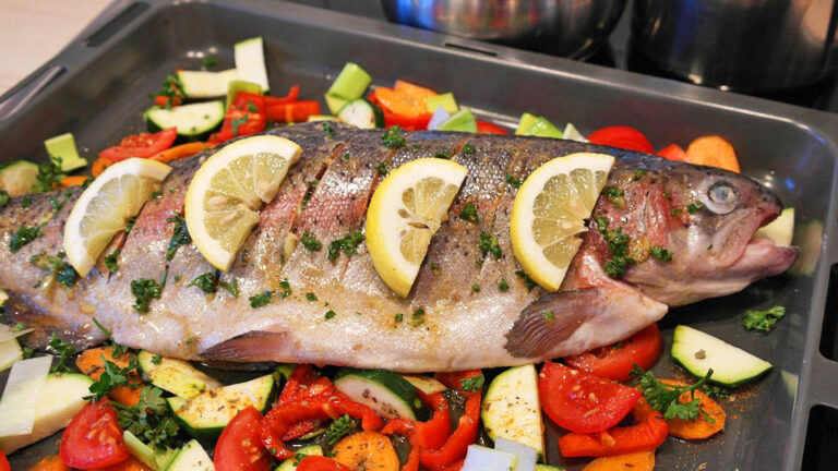 salmón-cocinar-en-barco