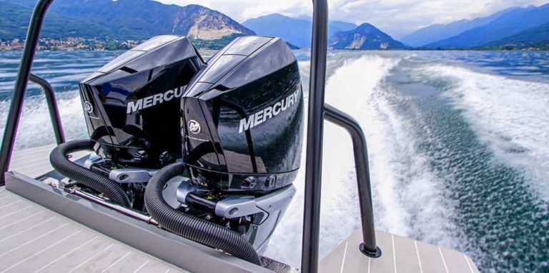 Mercury-Marine-V8-FourStroke-1