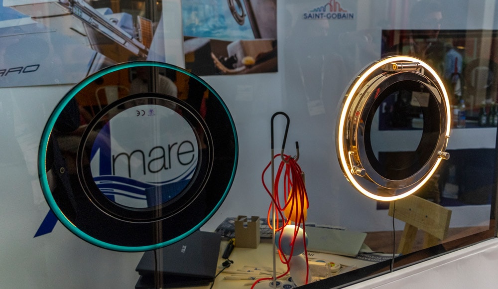 amare group ojos de buey moon