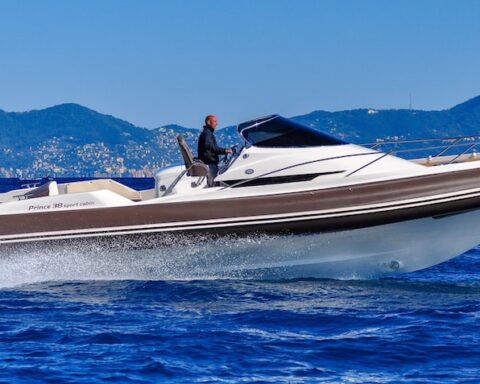 Nuova Jolly Marine Boot Dusseldorf