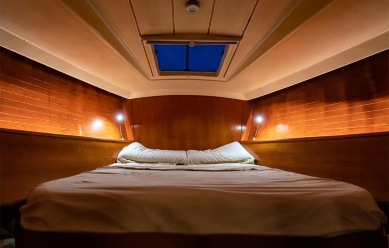 iluminacion en barco