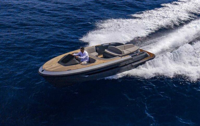 Evo Yachts Evo T2