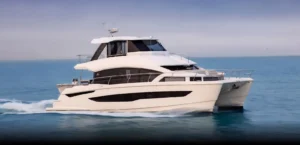 Aquila-54-Yacht-Video-running