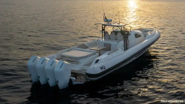 Prince 50 White Edition: la última gran belleza de Nuova Jolly se expone en Varazze
