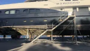 Navaltecnosud Boat Stand escaleras
