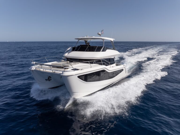 Catamaranes Aquila, dos prestigiosos debuts en el Fort Lauderdale International Boat Show 2025