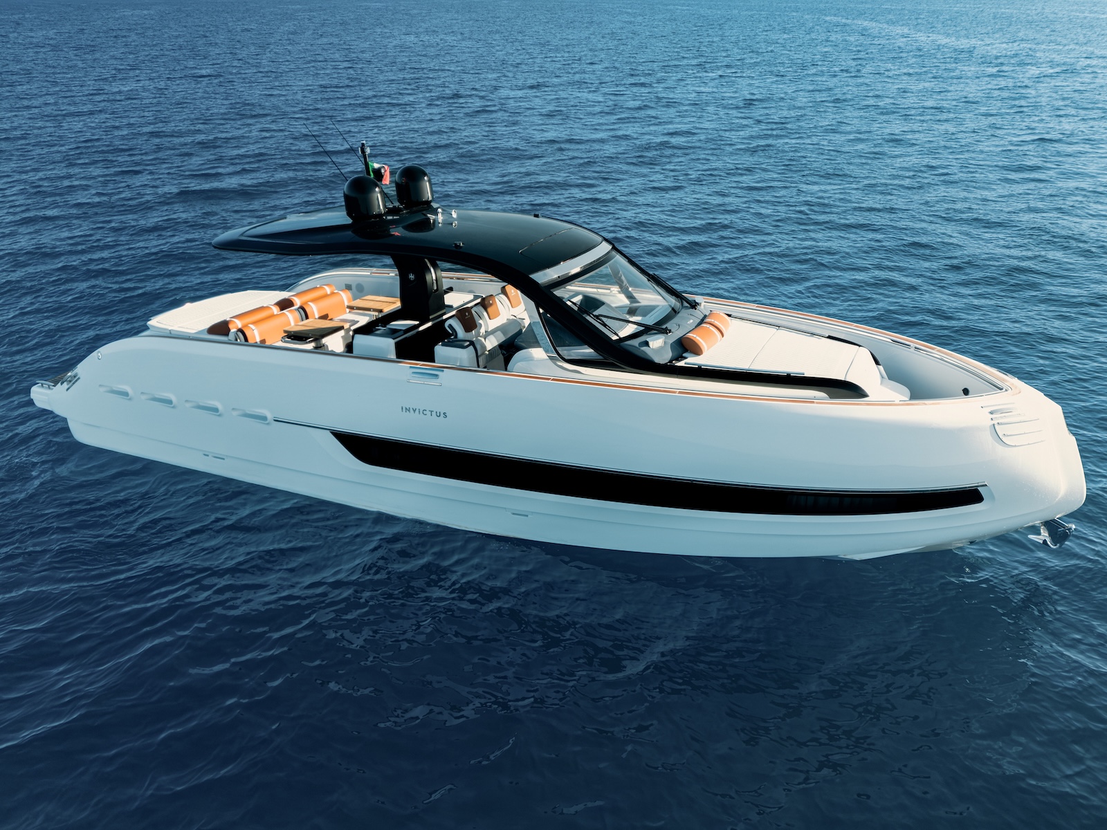 Foto del Invictus TT460 Shell Edition