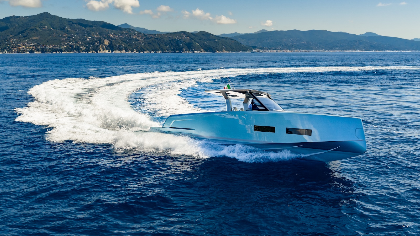 Pardo 43, la leyenda evoluciona. Prueba de mar completa.