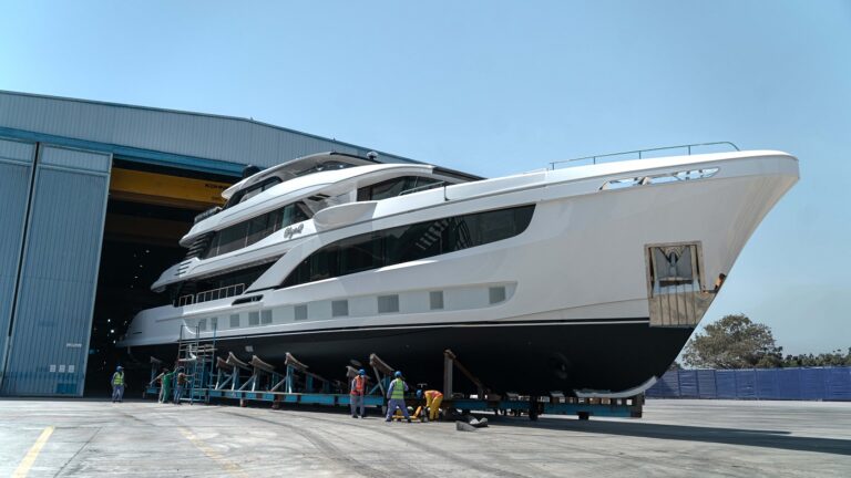 Majestad 145