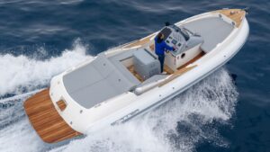 Scanner Envy 950: Prueba en el mar de la versión intraborda.